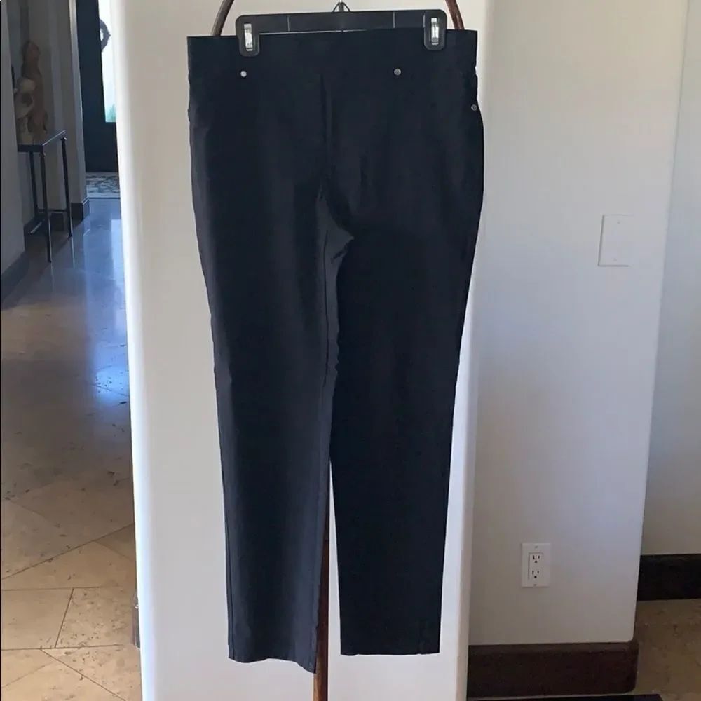 Black Pull On Stretch Pants